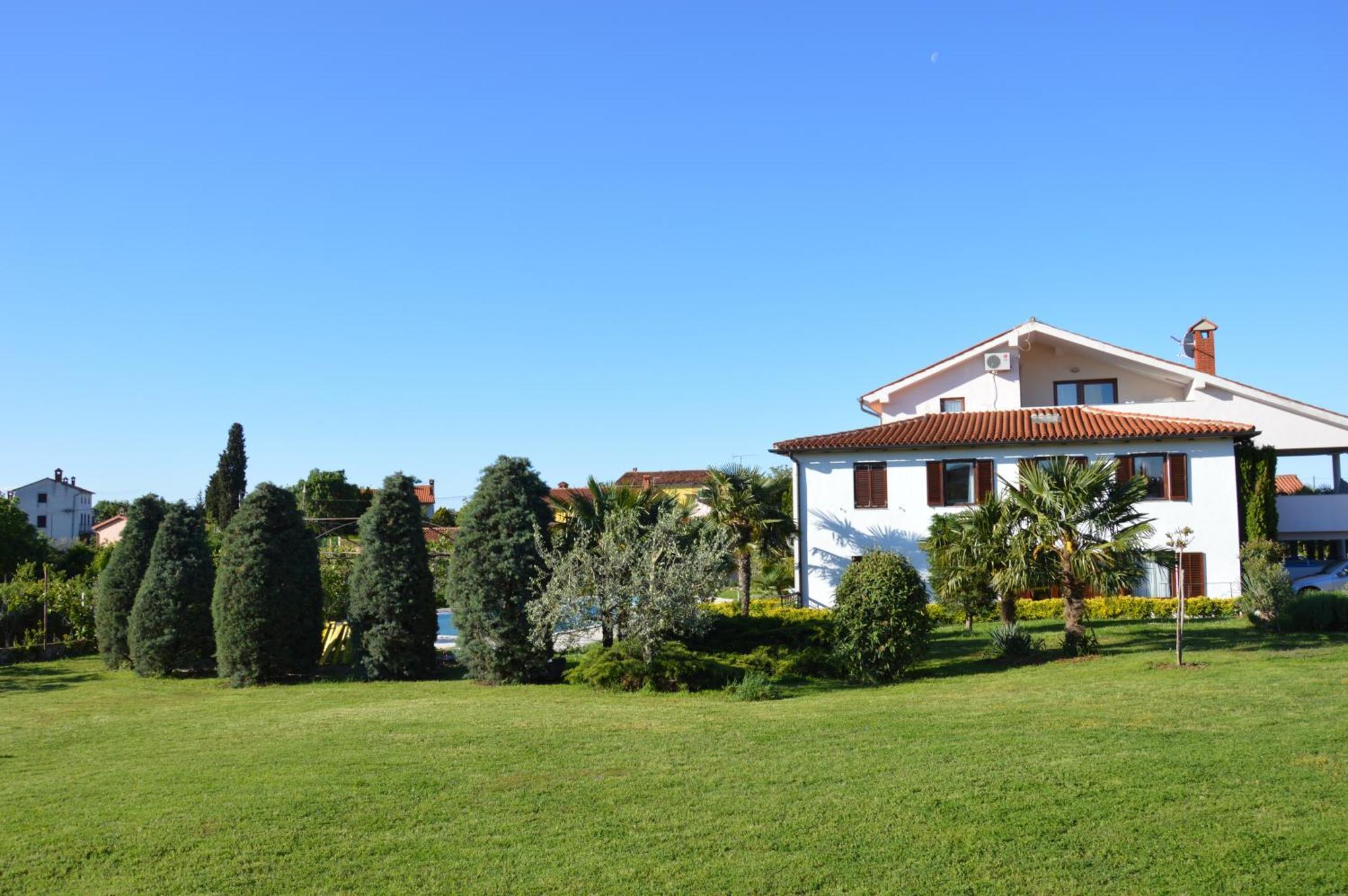 Apartments Aurelia Nova Vas  Eksteriør bilde
