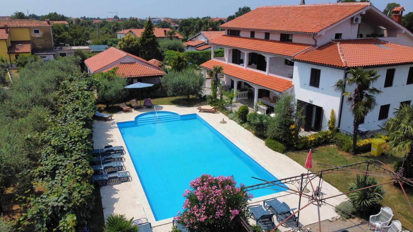 Apartments Aurelia Nova Vas  Eksteriør bilde